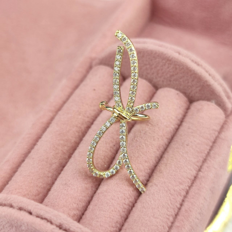 Nausznica zaciskana...