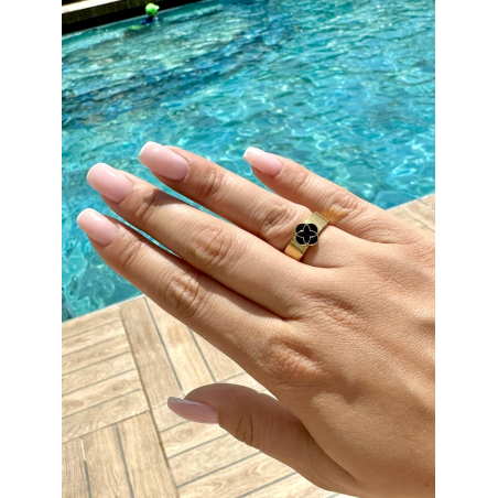 Pierścionek złoty lilijka...